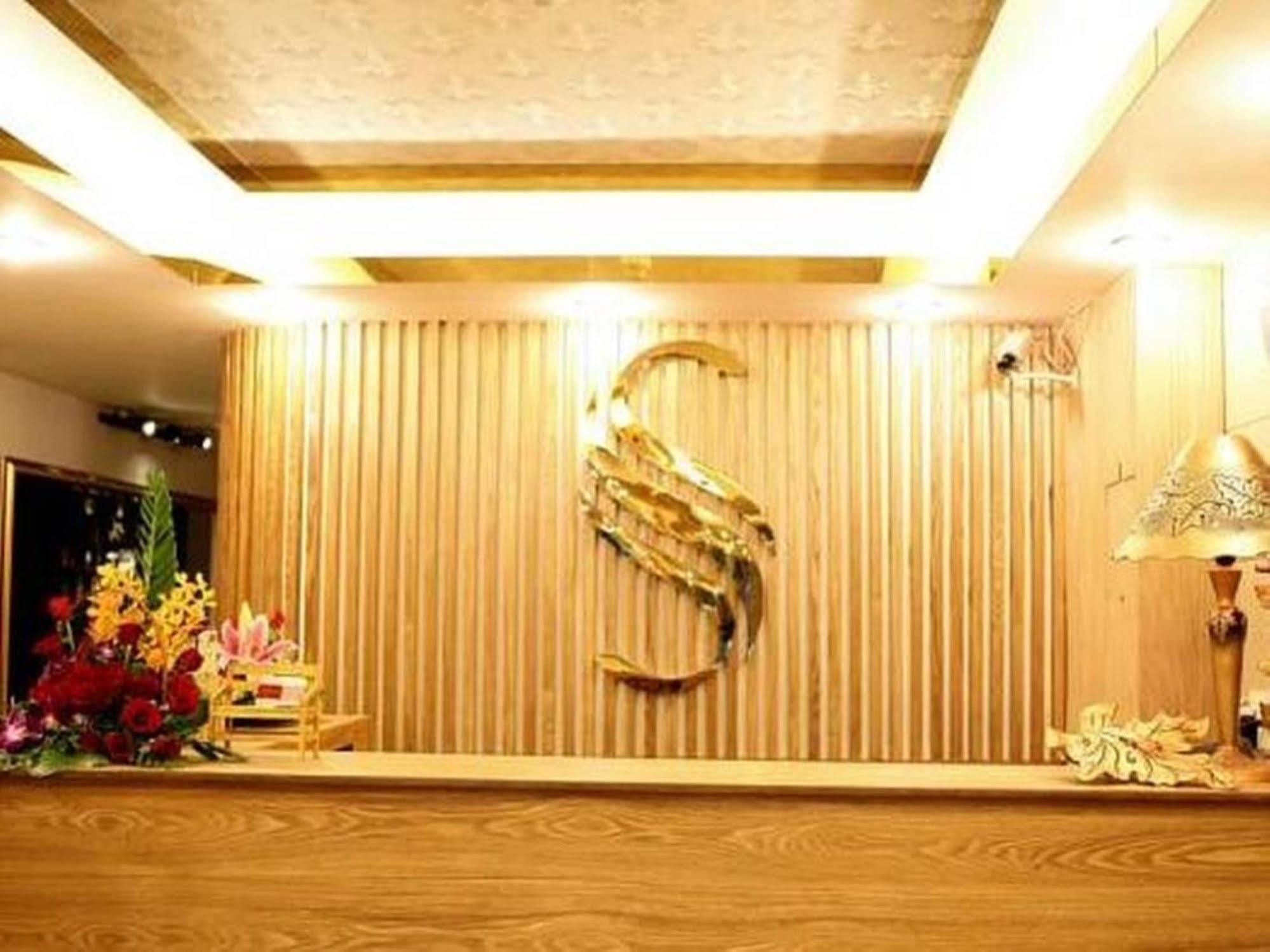 Khách sạn New Sunny
